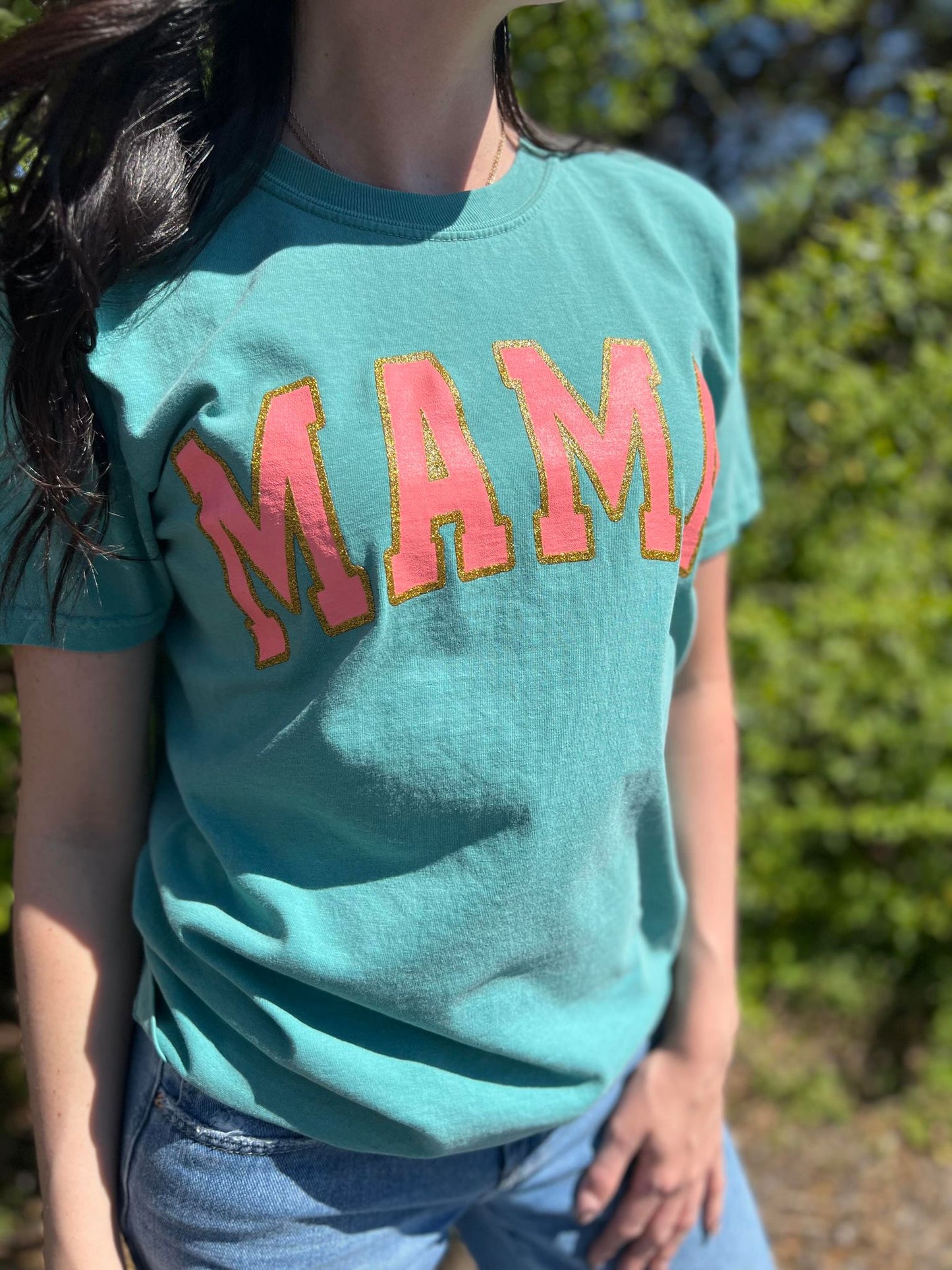 Mama Arched Sparkle Tee