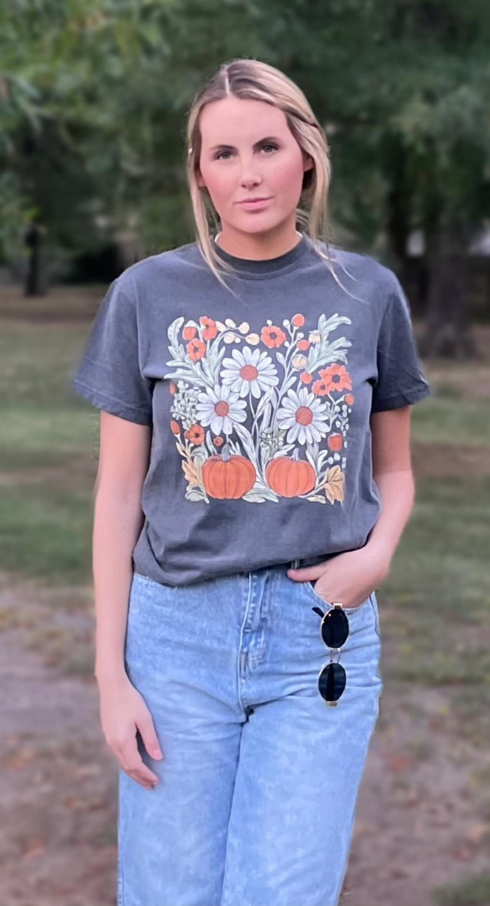 Fall Flowers and Pumpkins Tee